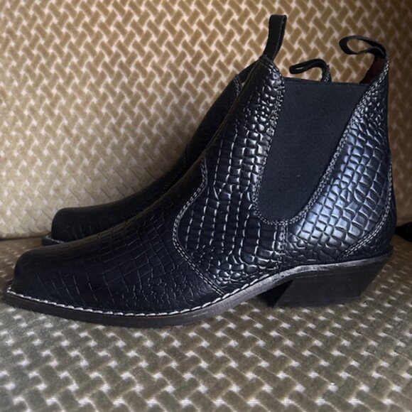 Free People Women's Slick Black Leather Croc Design Beau Western Boots NEW - Picture 4 of 16